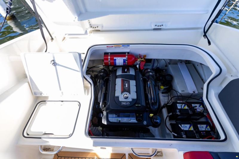 Bayliner 742 R Edition