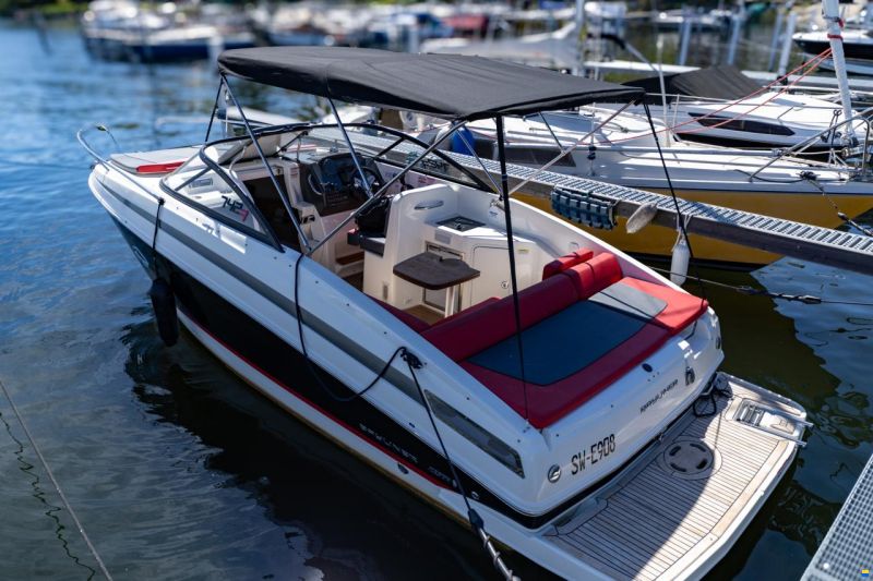 Bayliner 742 R Edition