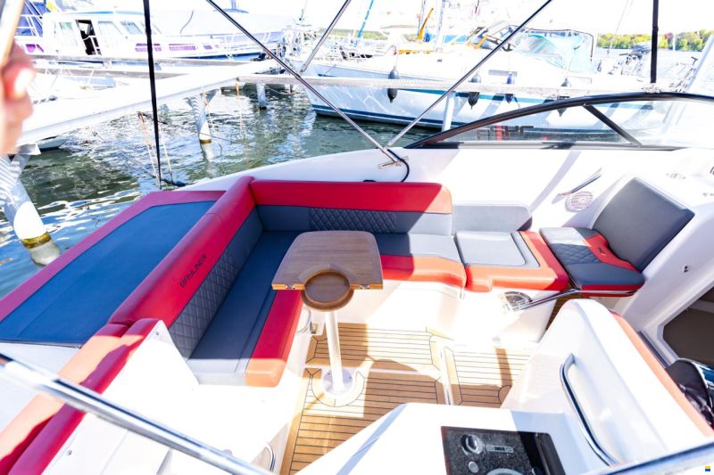 Bayliner 742 R Edition