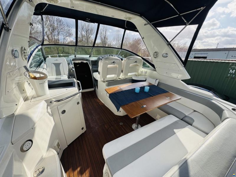 Monterey 330 355 Sport Yacht