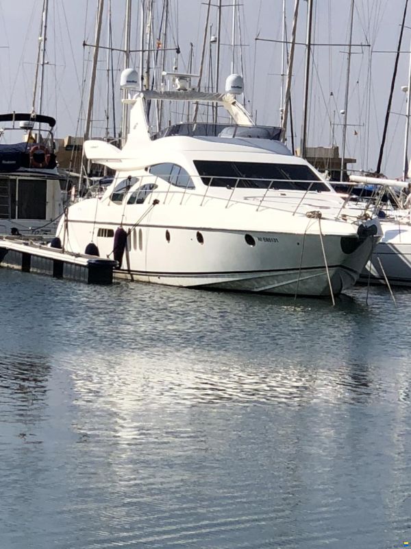 Azimut 62 FLY