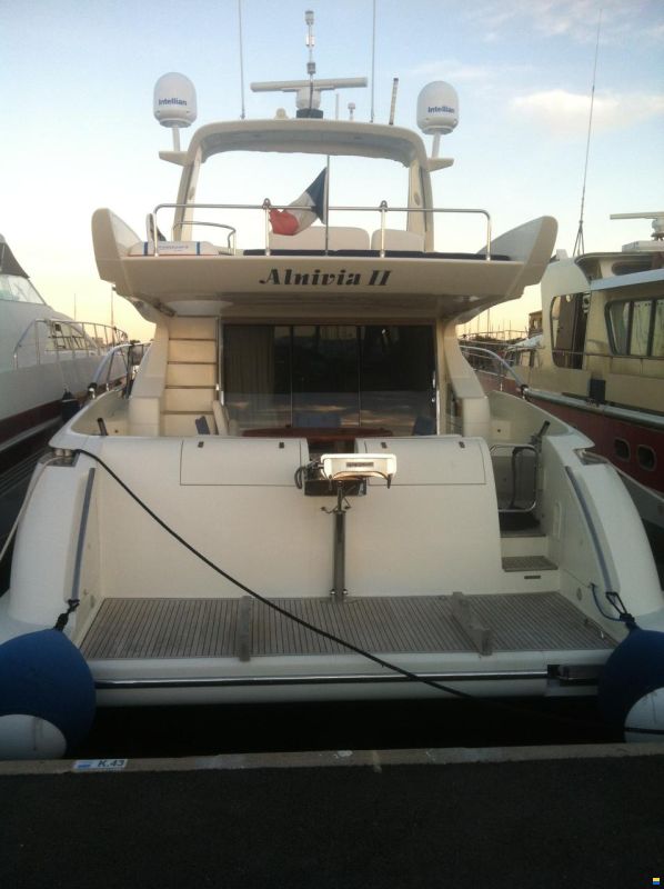 Azimut 62 FLY