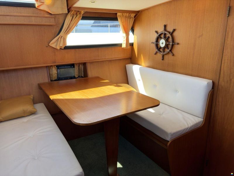 Jacabo 10.25 SL