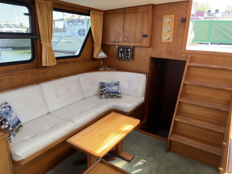 Jacabo 10.25 SL
