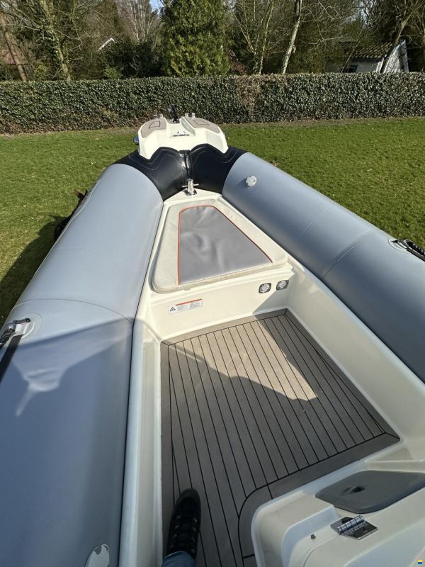 Zodiac 650 Pro-open