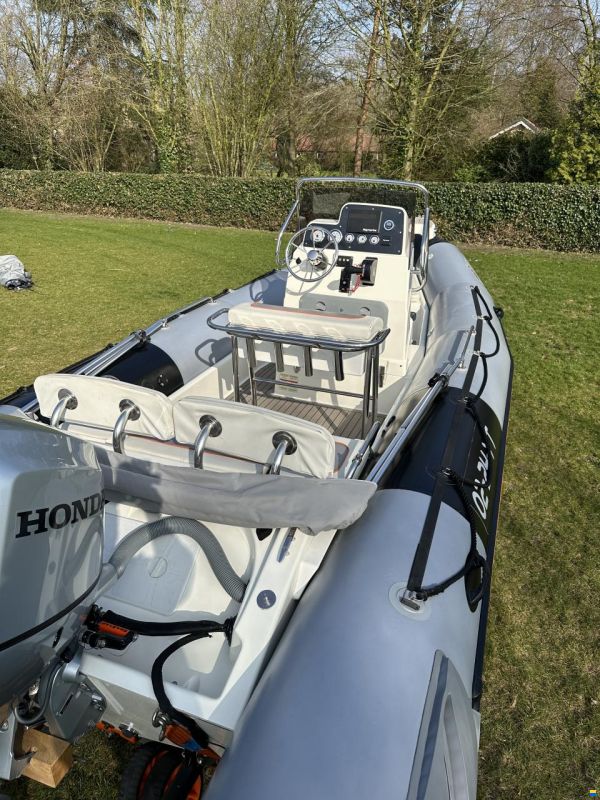 Zodiac 650 Pro-open
