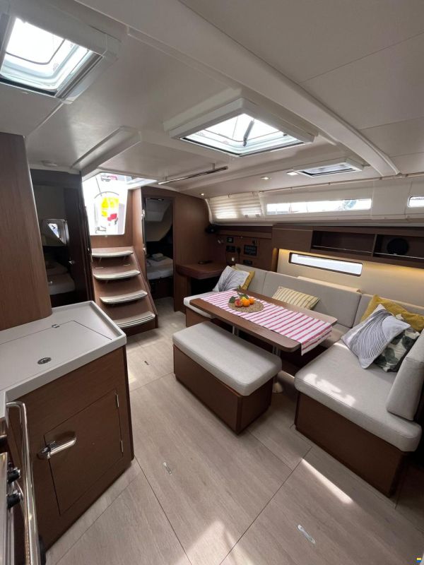 Beneteau Oceanis 40.1