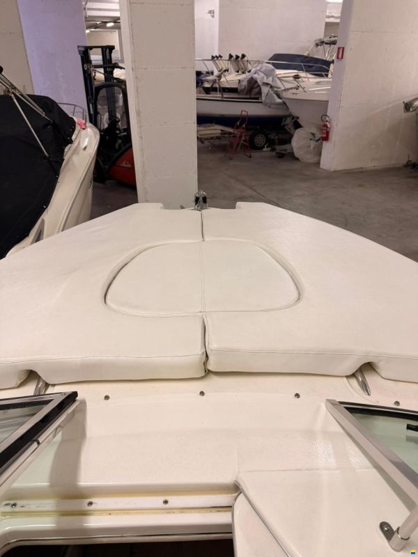 Sea Ray 220 SSE