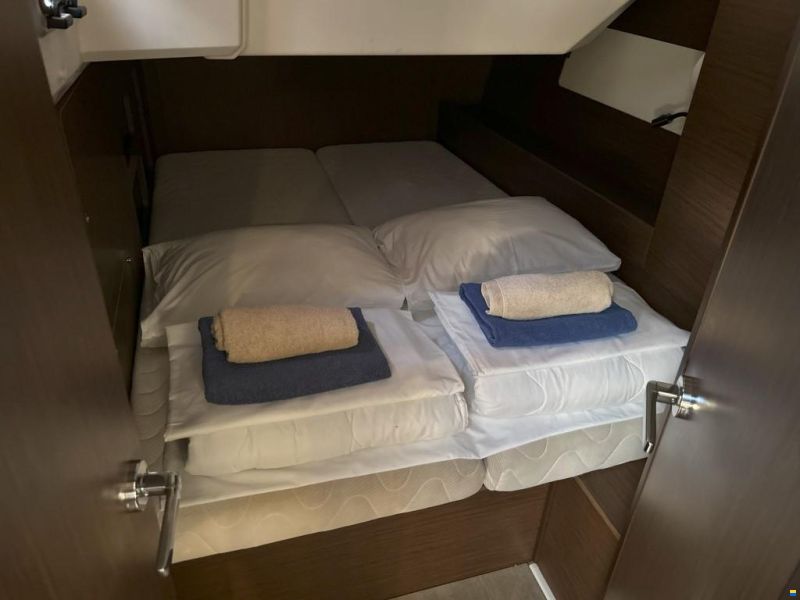 Beneteau Oceanis 46.1