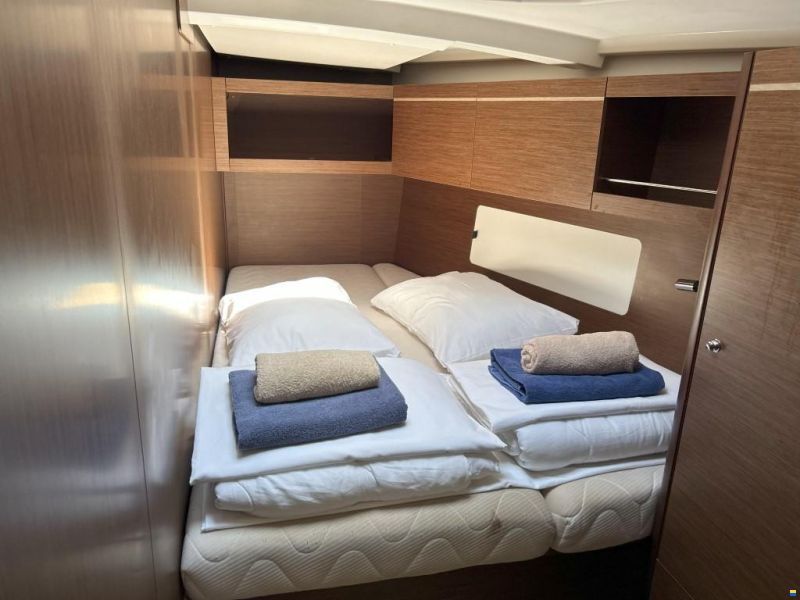 Beneteau Oceanis 46.1