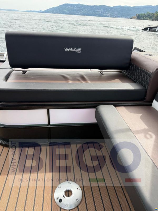 Old Lake Marine PONTOON SENZA PATENTE