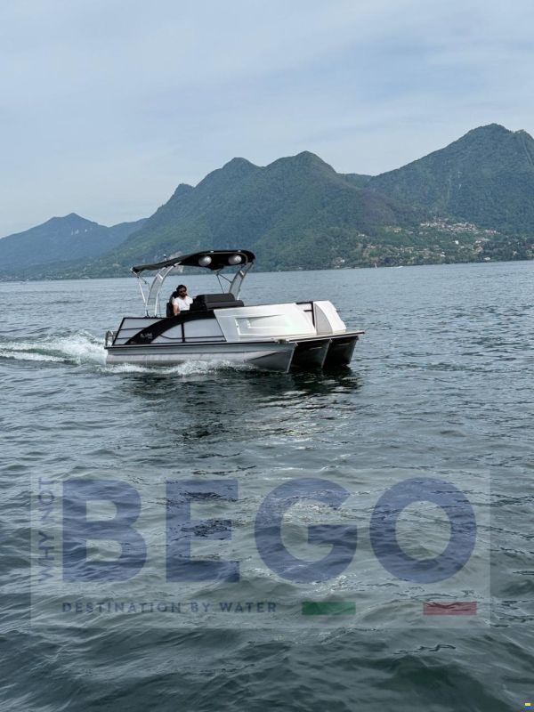 Old Lake Marine PONTOON SENZA PATENTE