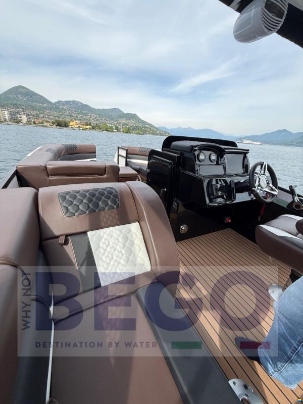 Old Lake Marine PONTOON SENZA PATENTE