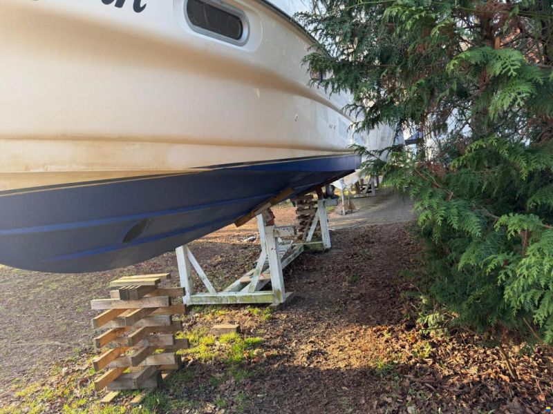 Sealine F330 Statesman