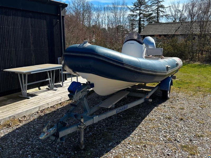 Valiant V520