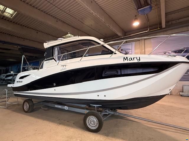 Quicksilver 755 Weekend mit Mercury F250 V8