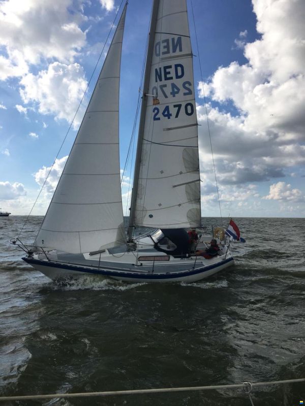 UFO Colvic 27