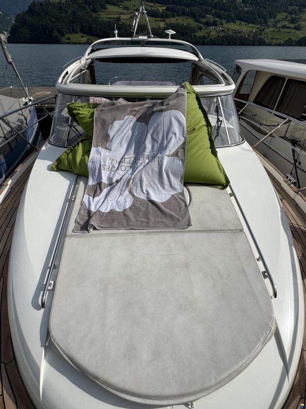 Marex 320 AFT Cabin Cruiser