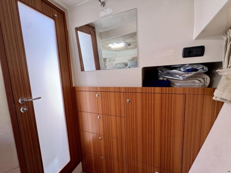 Marex 320 AFT Cabin Cruiser