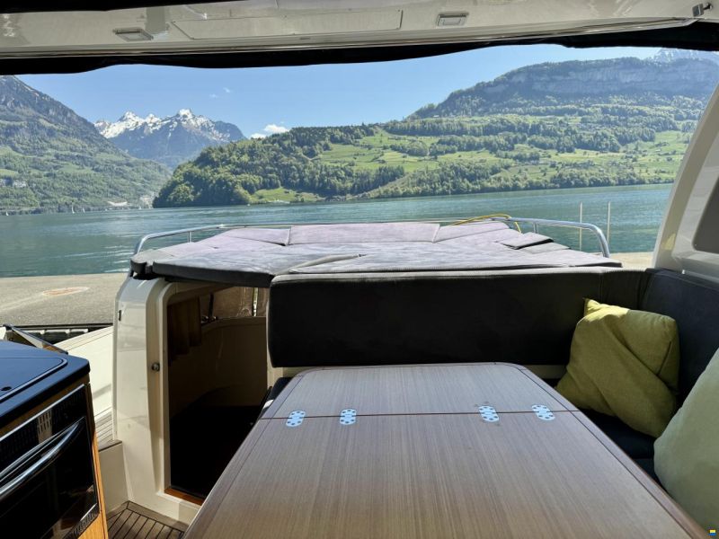 Marex 320 AFT Cabin Cruiser