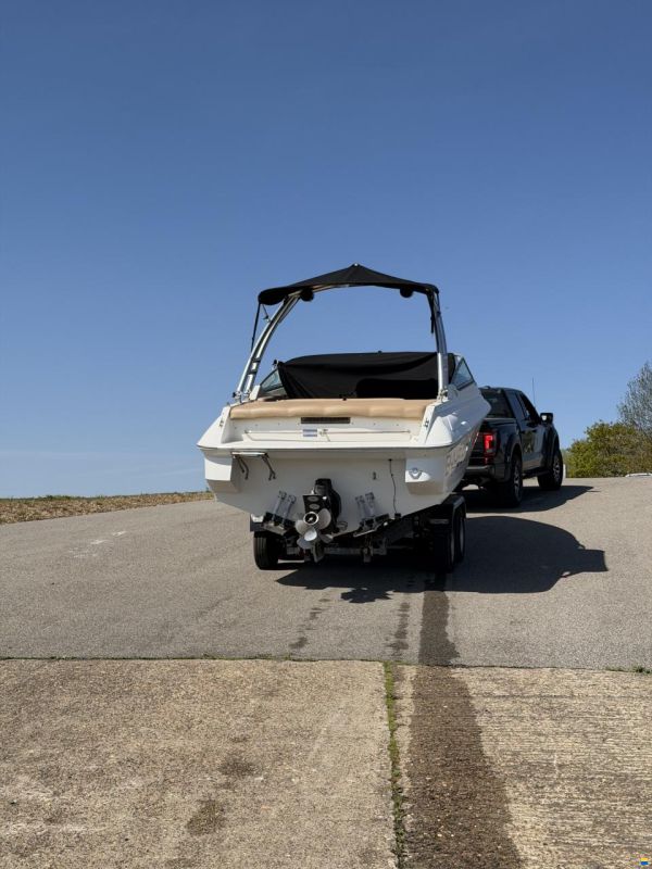 Falcon Boats Falcon 2270 CD
