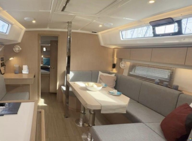 Bavaria C42