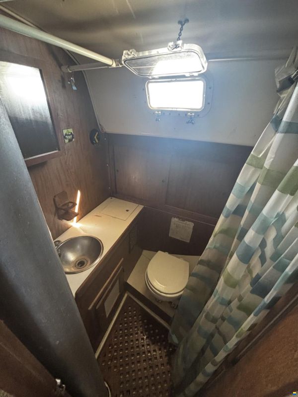 Morgan 40 Cruising Ketch