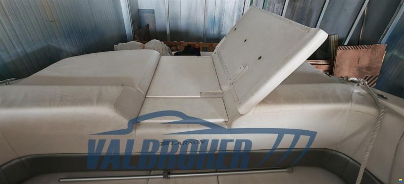 Larson Boats 216 Senza