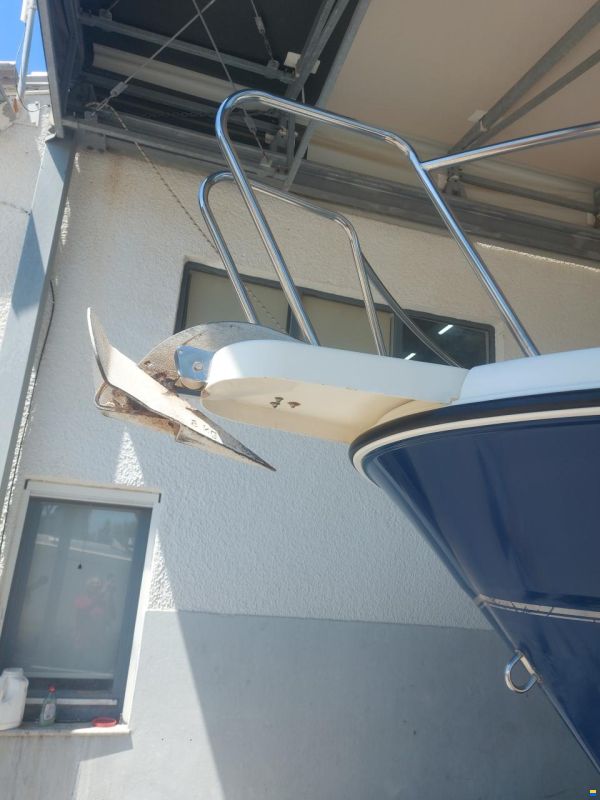 Karnic Bluewater 2250