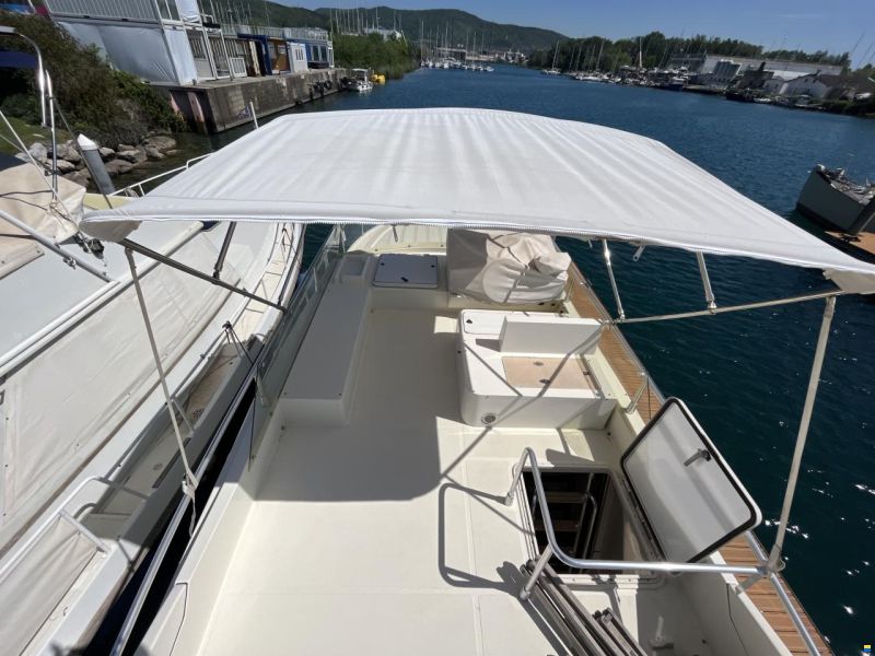 Ferretti 43