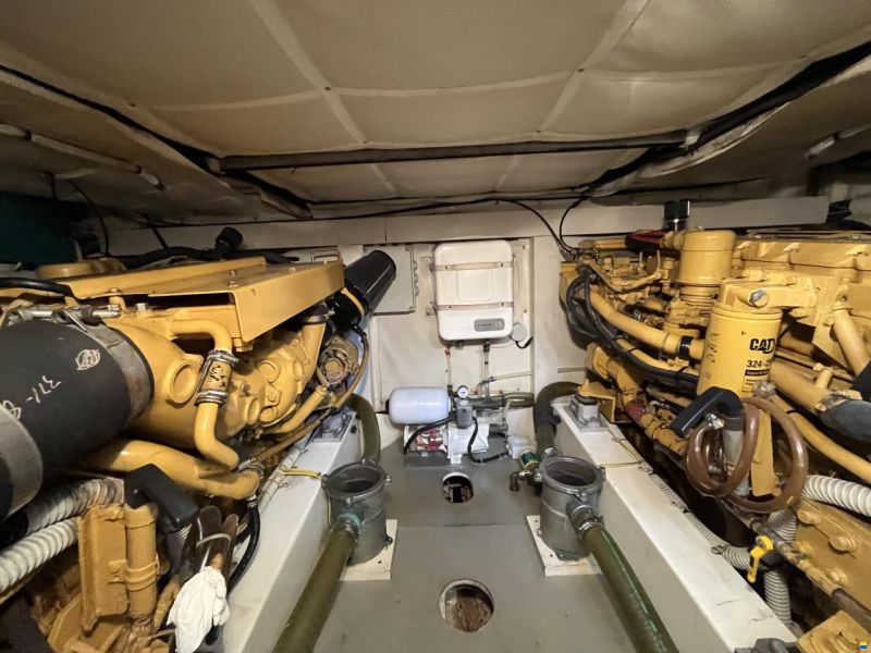 Ferretti 43