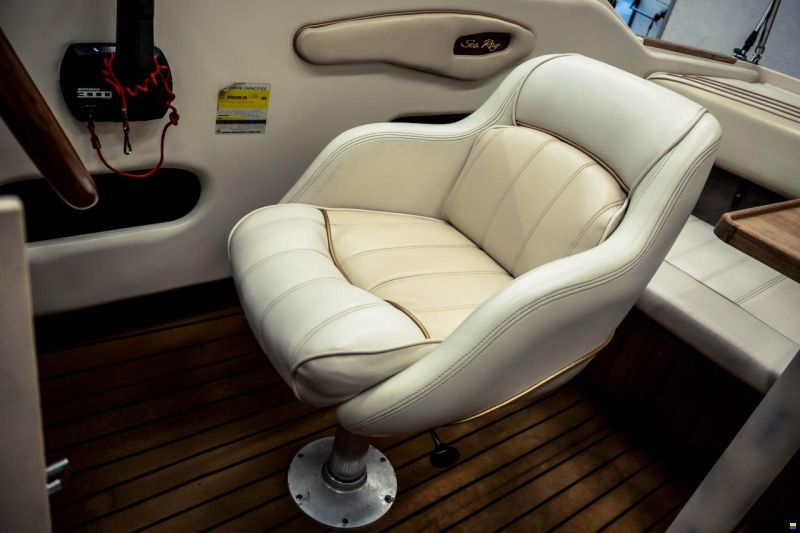 Sea Ray 200 Signature