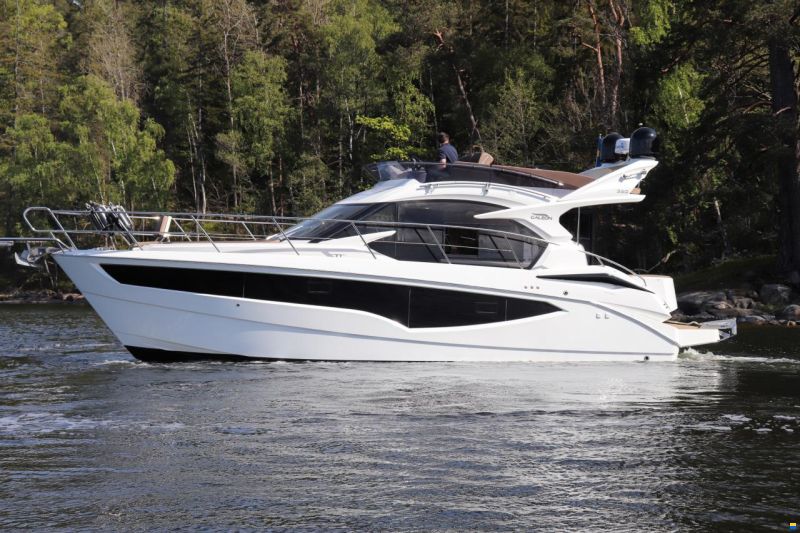 Galeon 360 Fly