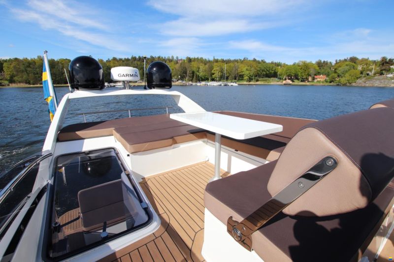 Galeon 360 Fly