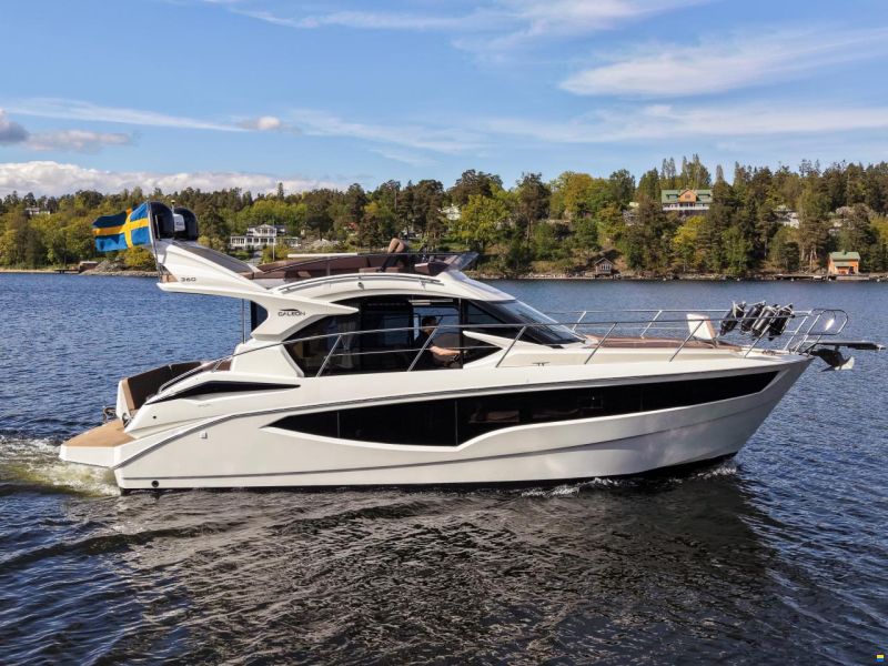 Galeon 360 Fly
