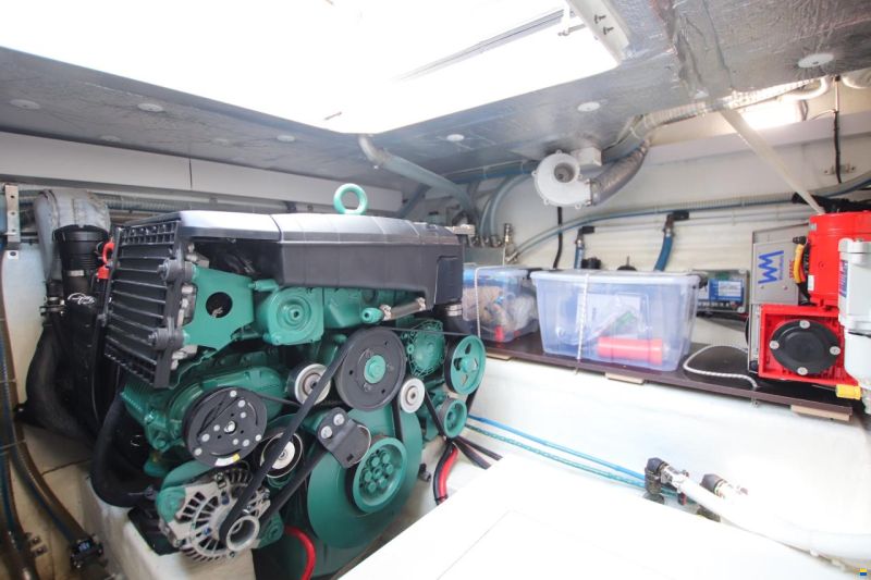Galeon 360 Fly