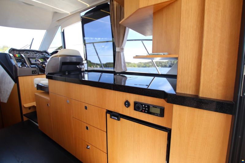 Galeon 360 Fly