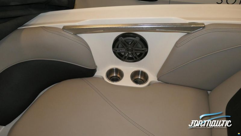 MasterCraft X2