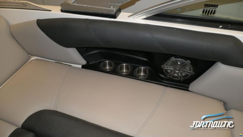 MasterCraft X2