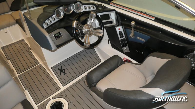 MasterCraft X2