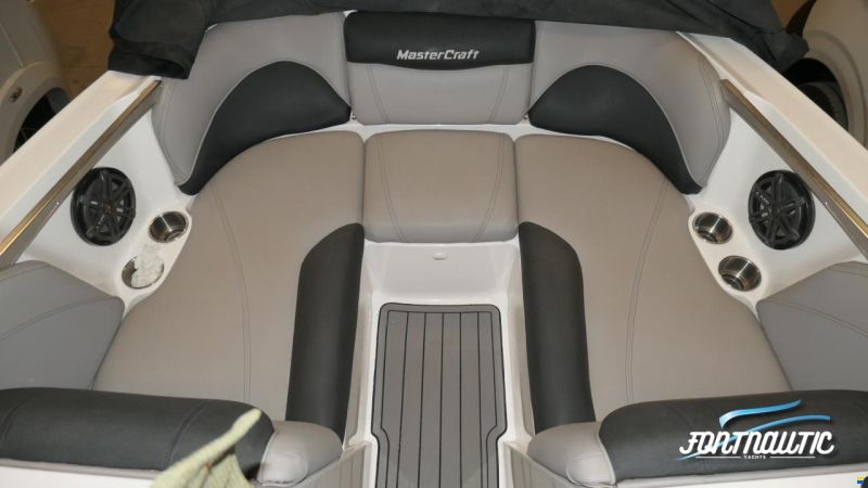 MasterCraft X2