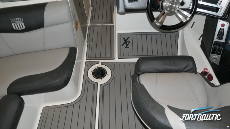 MasterCraft X2