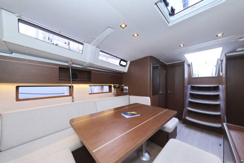 Beneteau Oceanis 46.1