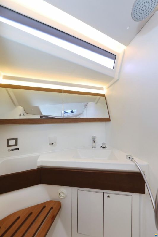 Beneteau Oceanis 46.1