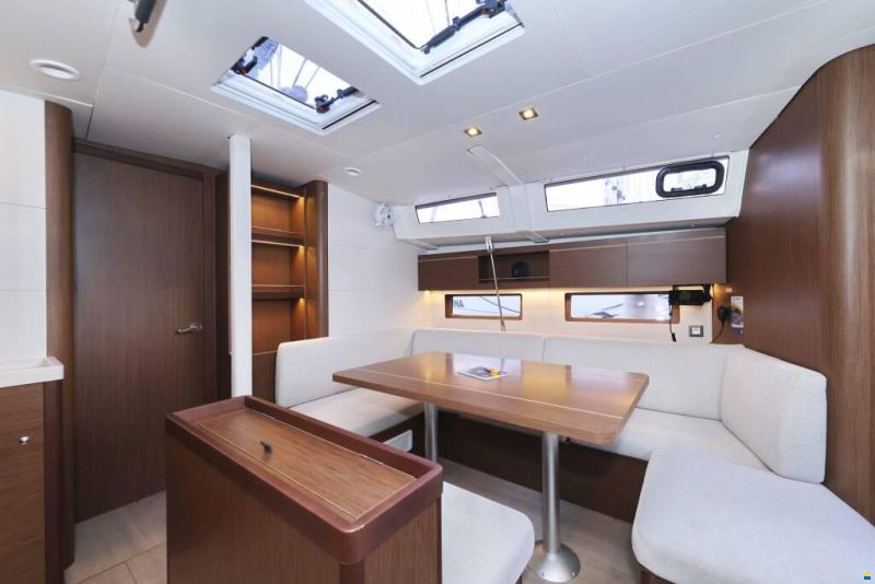 Beneteau Oceanis 46.1