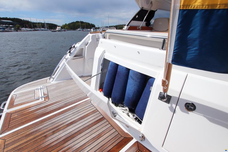 Aquador 28 HT