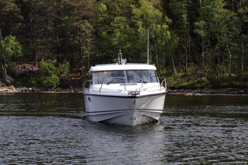 Aquador 28 HT