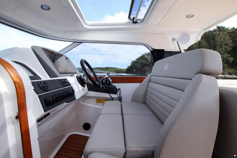Aquador 28 HT