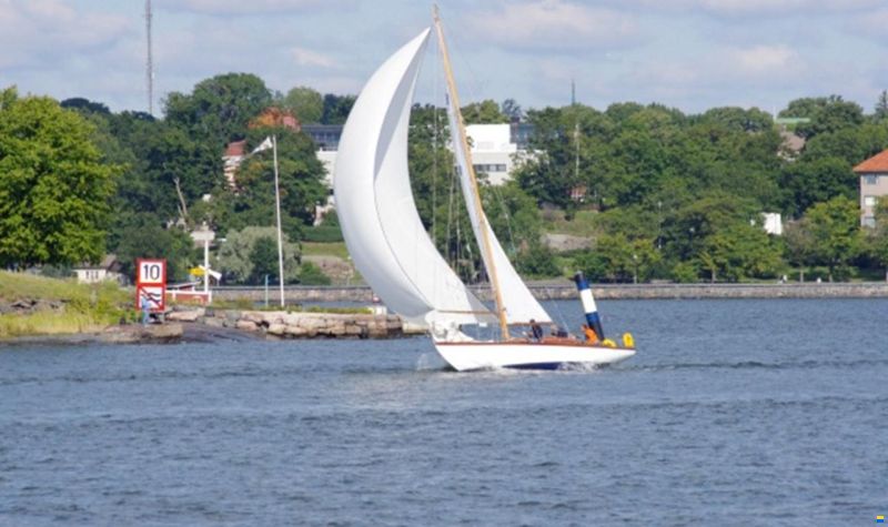 Tore Holm Ulla &Ouml;stersj&ouml;kryssare &Ouml;8