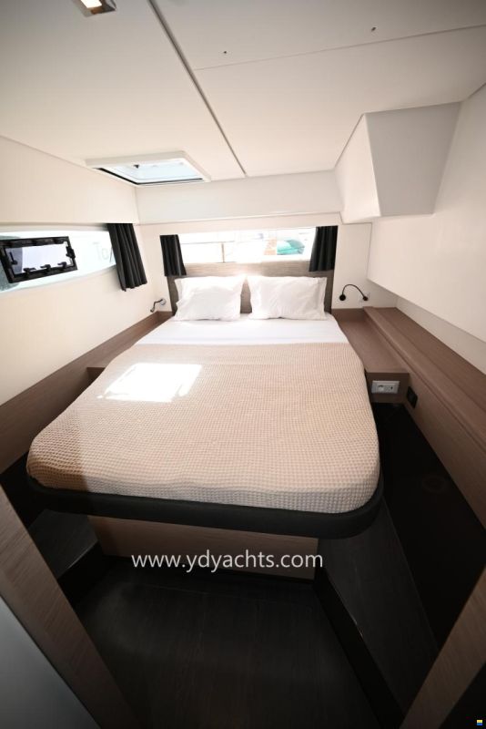 Fountaine Pajot Elba 45